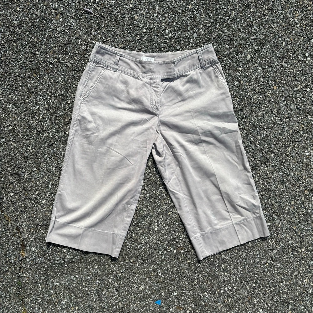 LOFT. Size 8. Light gray capri pants. Good condition. Dress up or down.